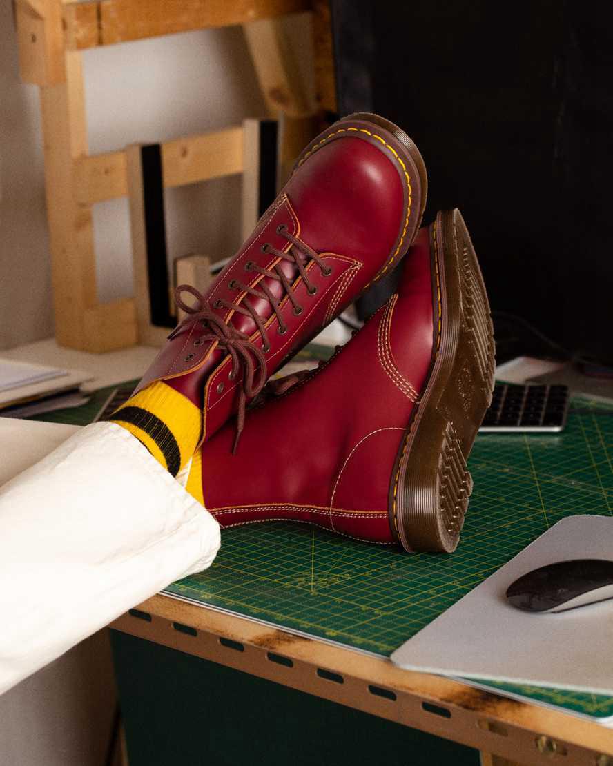 Dr Martens 1460 Vintage Made in England Lace Up Miesten Nilkkurit Punainen  Suomi |  3058EMCRF