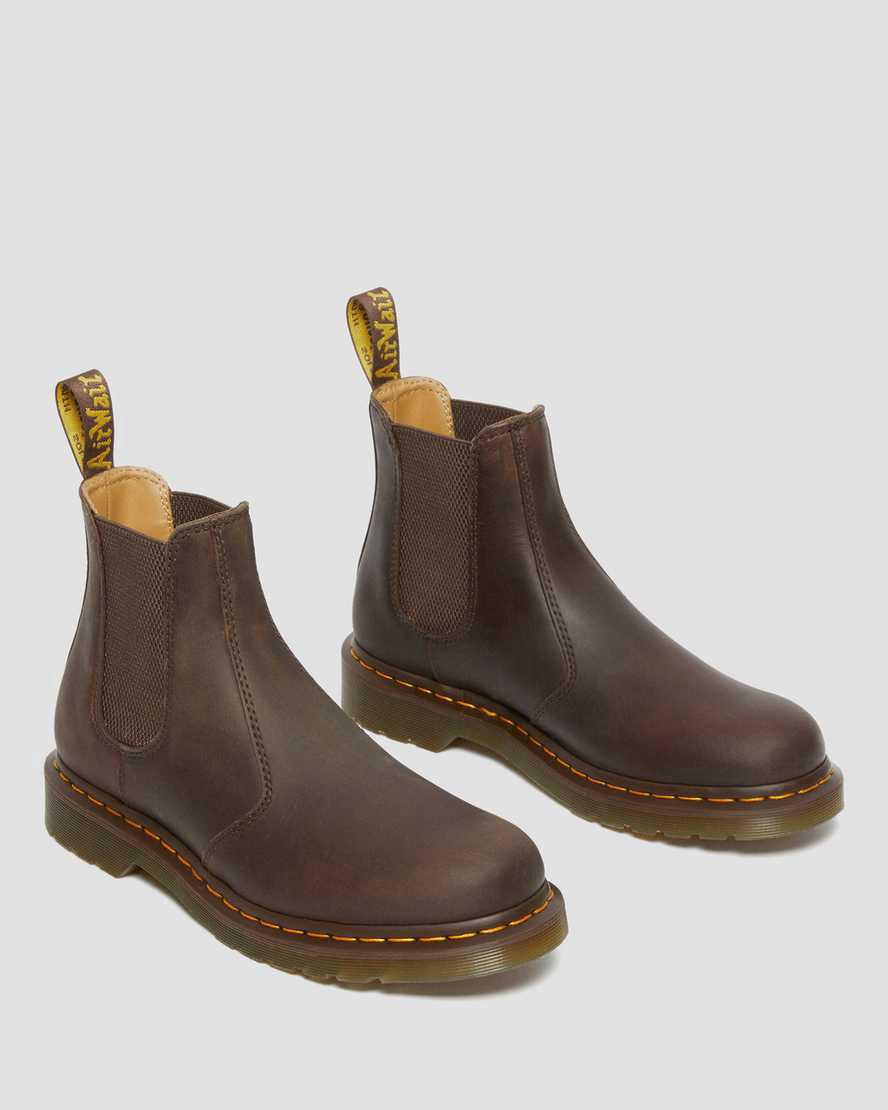 Dr Martens 2976 Yellow Stitch Crazy Horse Leather Miesten Chelsea Saappaat Tummanruskea  Suomi |  9586DPFOC