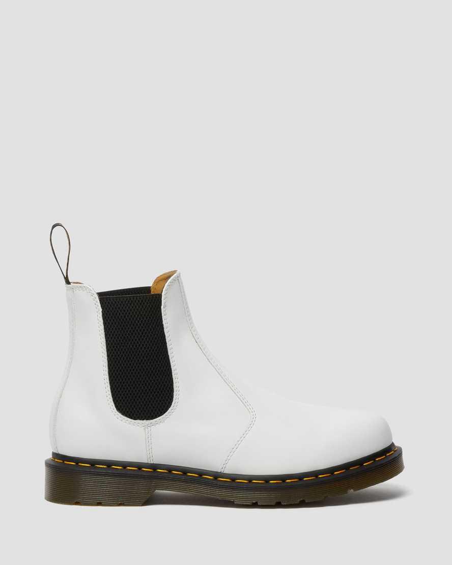 Dr Martens 2976 Yellow Stitch Smooth Leather Chelsea Miesten Originals Boots Valkoinen  Suomi |  2047ECGQK