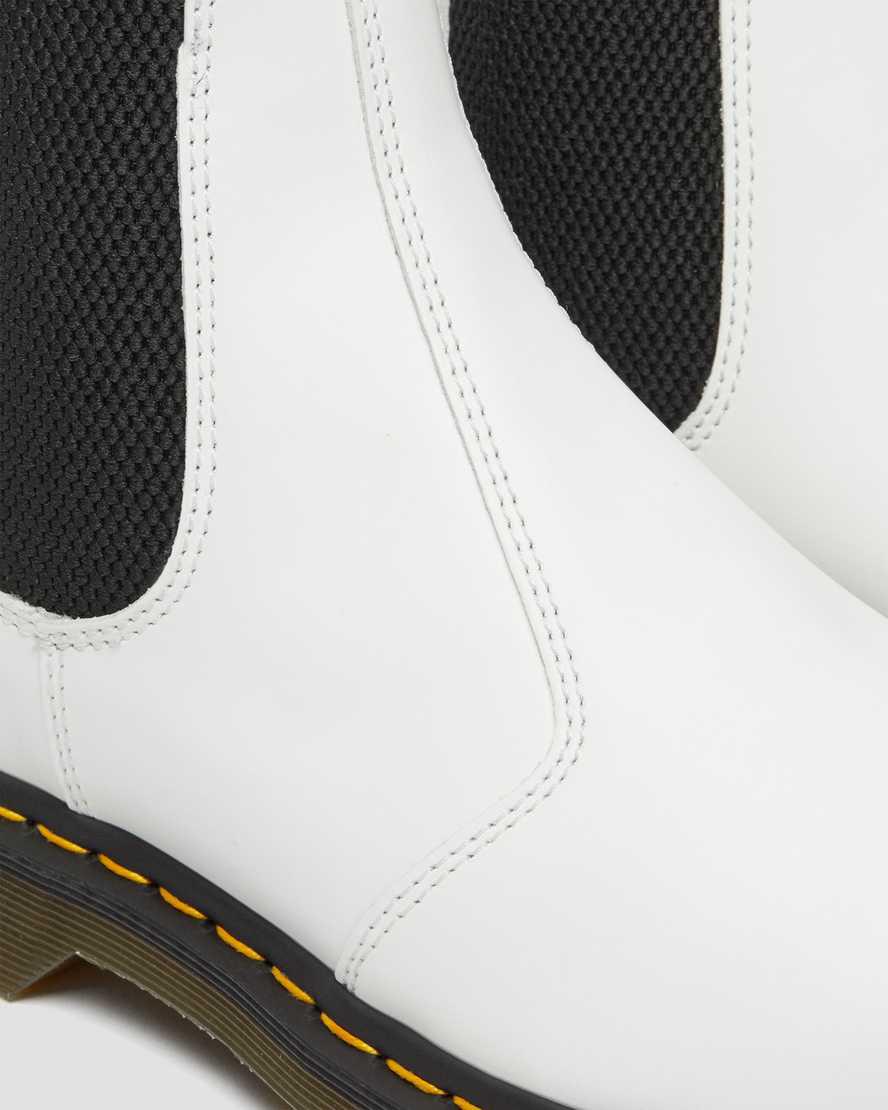 Dr Martens 2976 Yellow Stitch Smooth Leather Chelsea Miesten Originals Boots Valkoinen  Suomi |  2047ECGQK