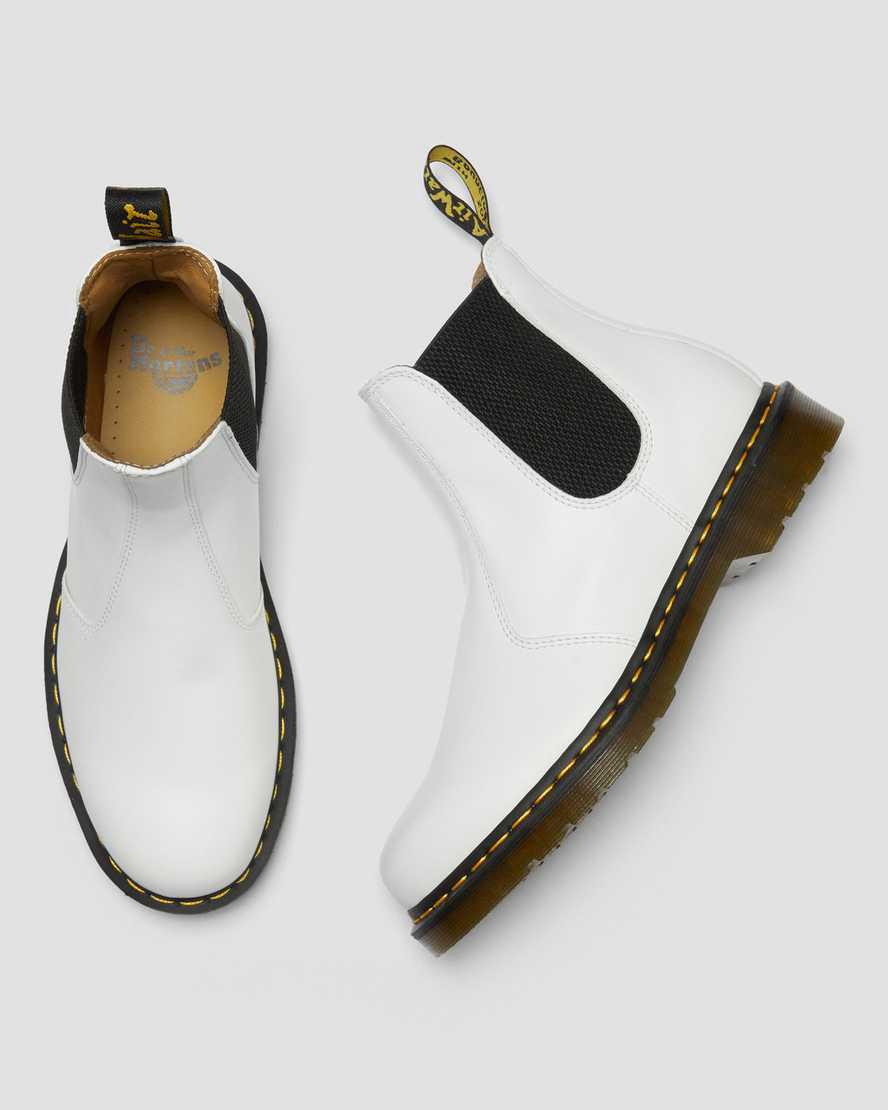 Dr Martens 2976 Yellow Stitch Smooth Leather Chelsea Miesten Originals Boots Valkoinen  Suomi |  2047ECGQK