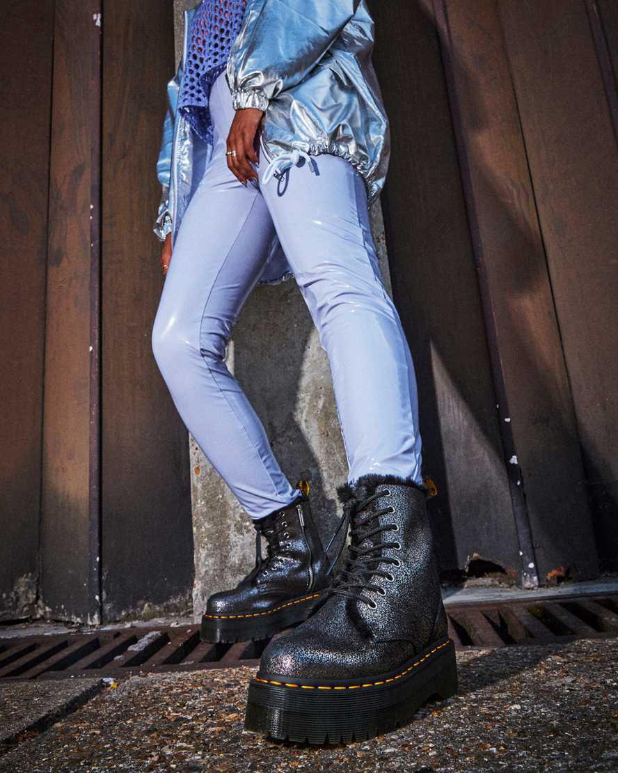 Dr Martens Jadon Boot Faux Fur-Lined Metallic Leather Platforms Naisten Nilkkurit Mustat  Suomi |  1067LDNEQ